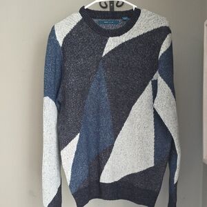 Perry Ellis Blue and Gray Men's Crewneck Sweater Size Medium